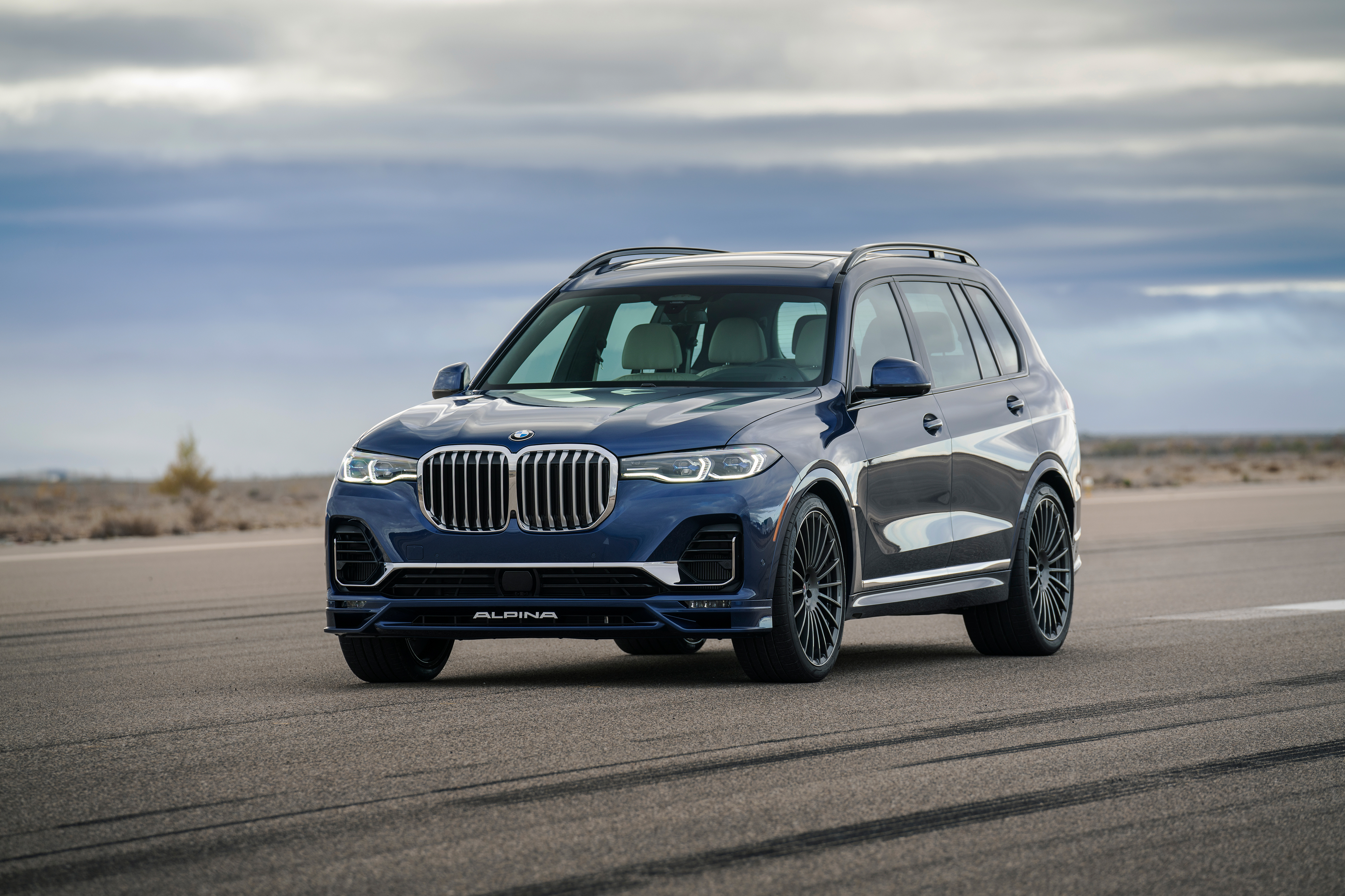 New Alpina XB7 takes the BMW X7 to 457kW Automotive Daily